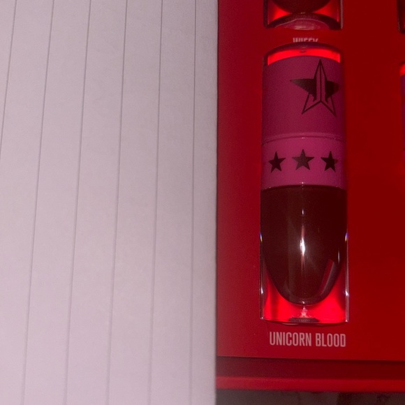 Jeffree star Velour Liquid Lipstick in Unicorn blood - Picture 2 of 4